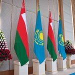 Султана Омана торжественно встретили во Дворце Независимости